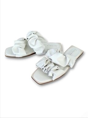 Circus NY Iggy Sandals Ivory Ruched Straps Square Toe Women’s 6.5